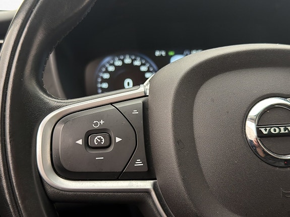 Volvo XC60 20 of 30