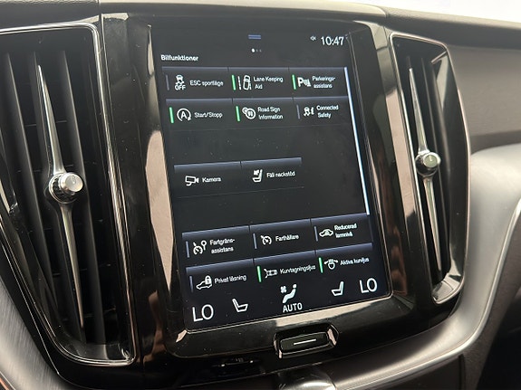 Volvo XC60 25 of 30