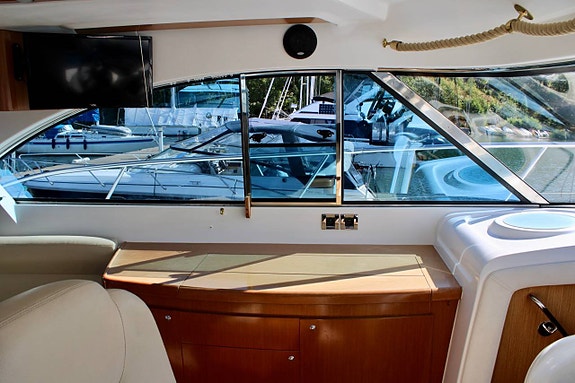 Beneteau Antares 12 (2009) 6 of 11