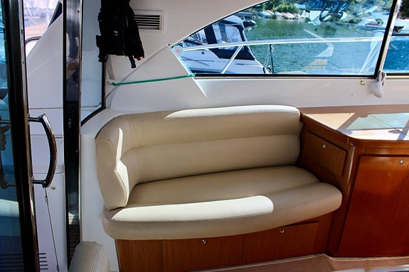 Beneteau Antares 12 (2009) 4 of 11