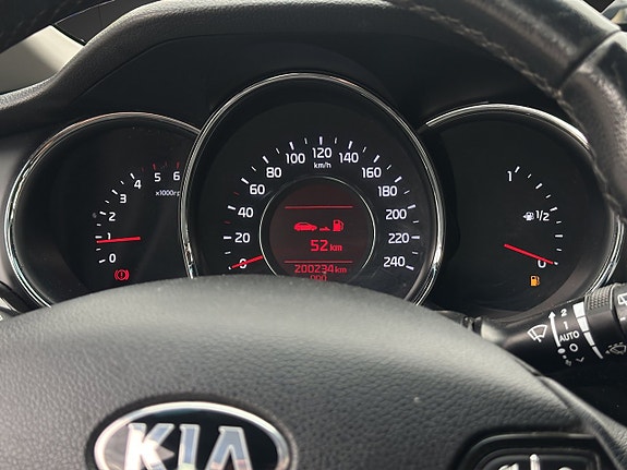 Kia Ceed 12 of 16