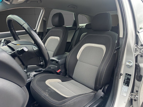 Kia Ceed 5 of 16