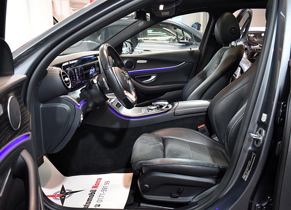 Mercedes-Benz E200 7 of 23