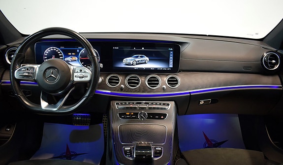 Mercedes-Benz E200 14 of 23