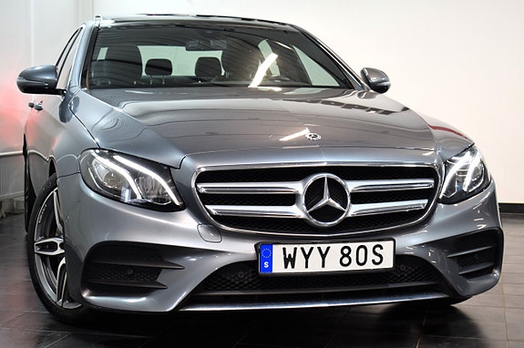 Mercedes-Benz E200 2 of 23