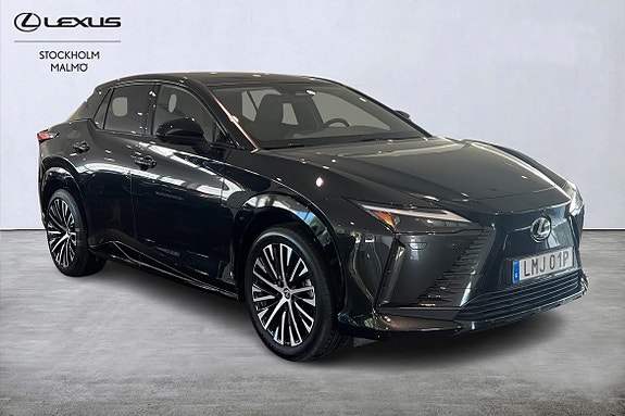 Lexus RZ450e 18 of 29