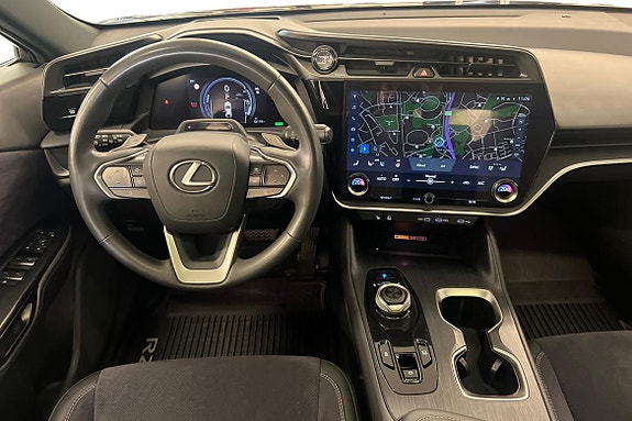 Lexus RZ450e 8 of 29