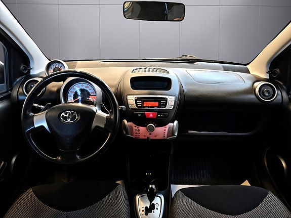 Toyota Aygo 18 of 23