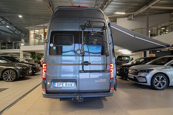 Volkswagen Grand California 600 ELCYKEL INGÅR DRAG D-VÄRM MARKIS SÄNG SOLCELL 8 of 30
