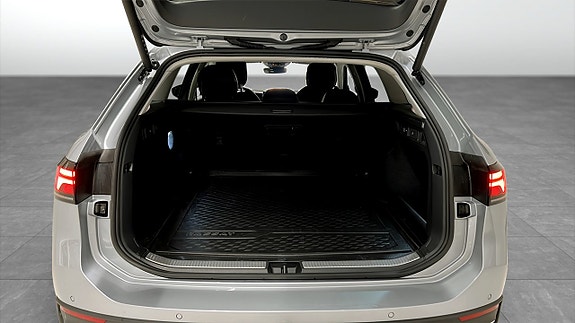 Volkswagen Passat 12 of 22
