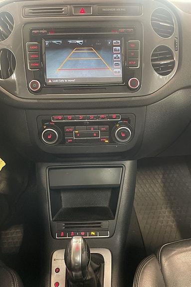 Volkswagen Tiguan 15 of 15