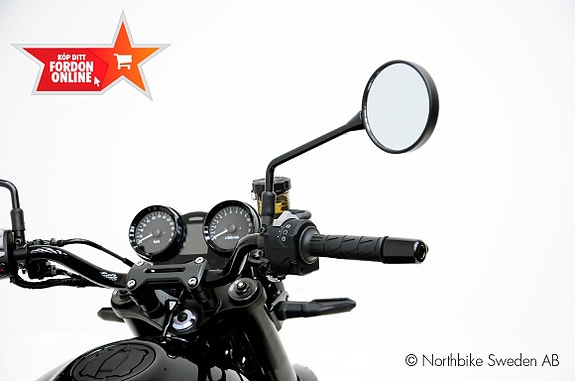 Kawasaki Z900 RS 6 of 8