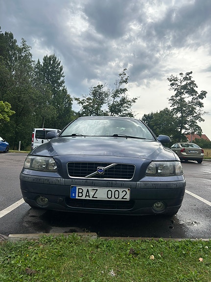 Volvo S60 5 of 8