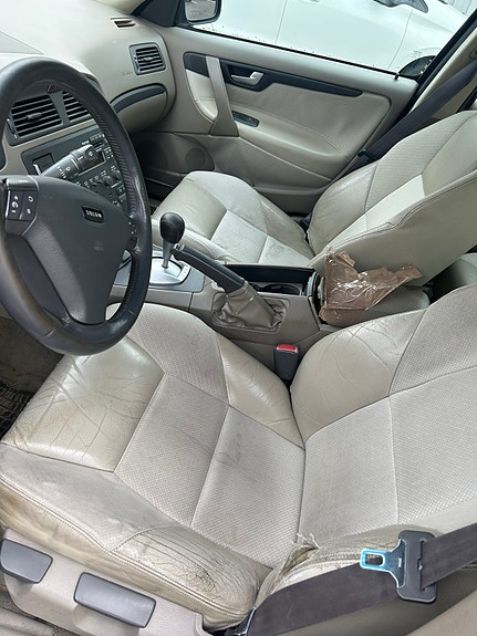 Volvo S60 6 of 8