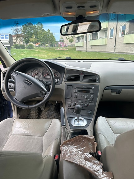 Volvo S60 8 of 8