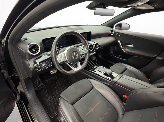 Mercedes-Benz A200 9 of 30