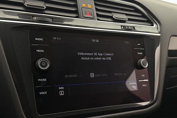 Volkswagen Tiguan Allspace 17 of 29