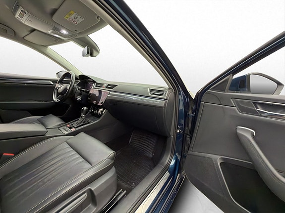 Skoda Superb 29 of 30