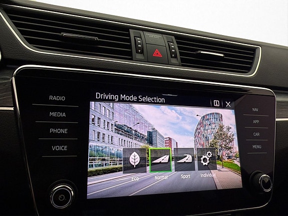 Skoda Superb 20 of 30