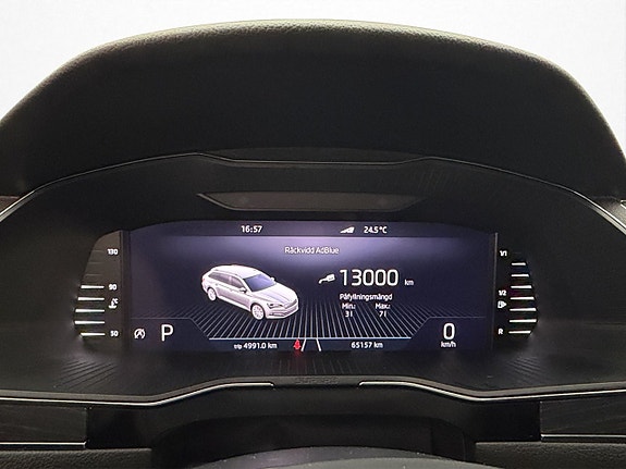 Skoda Superb 16 of 30
