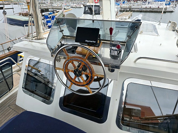 Spinosa 43 Volvo Penta TAMD 120A - Stålyacht som måste ses! 5 of 12