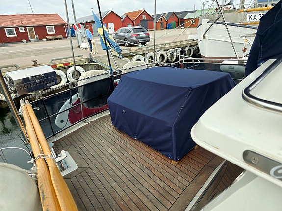 Spinosa 43 Volvo Penta TAMD 120A - Stålyacht som måste ses! 4 of 12