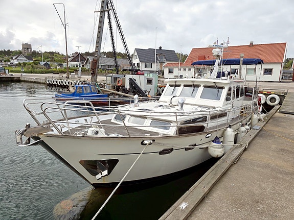 Spinosa 43 Volvo Penta TAMD 120A - Stålyacht som måste ses! 2 of 12