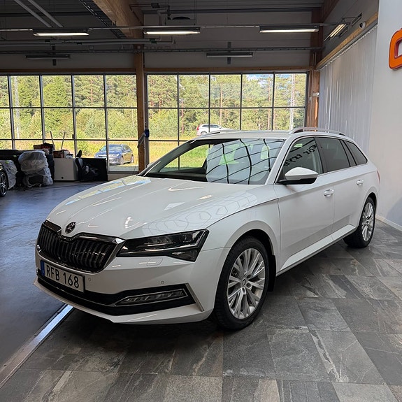 Skoda Superb 5 of 13