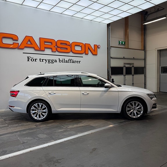 Skoda Superb 3 of 13