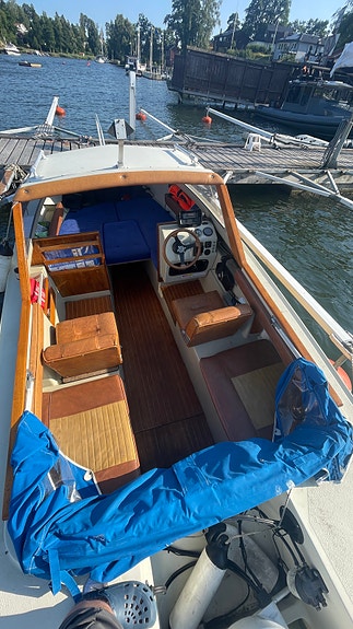 Flipper 570 med Suzuki 90 hk – mycket fint skick 4 of 5