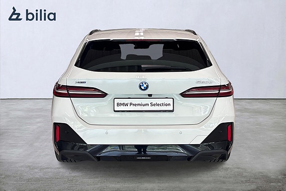 BMW 530e 4 of 19