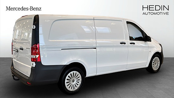 Mercedes-Benz Vito 114 2 of 9