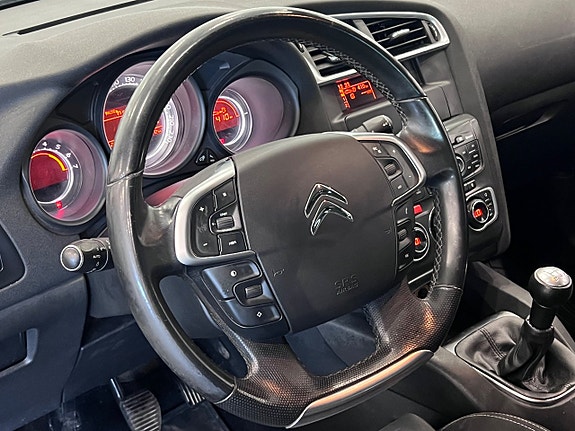 Citroen C4 14 of 19