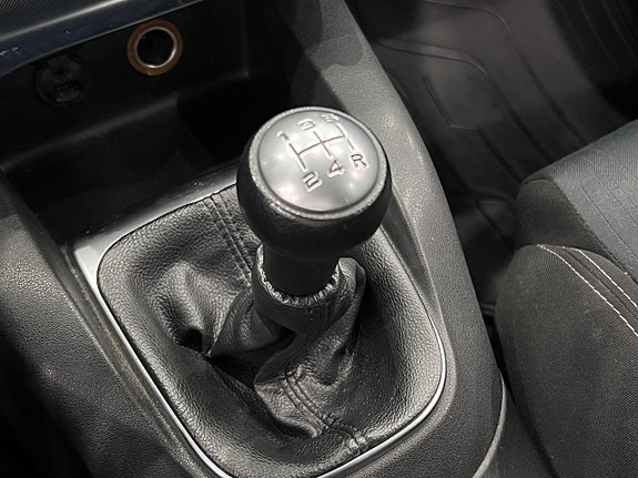 Citroen C4 17 of 19