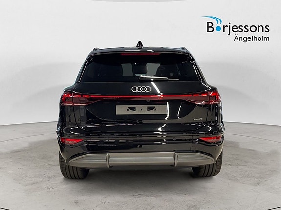 Audi Q6 e-tron 4 of 13