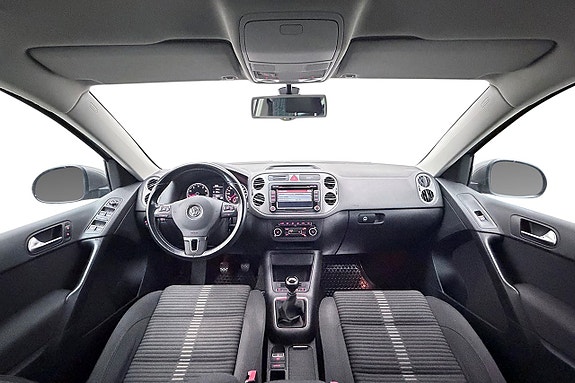 Volkswagen Tiguan 13 of 26