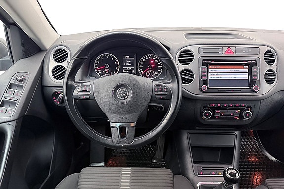 Volkswagen Tiguan 15 of 26