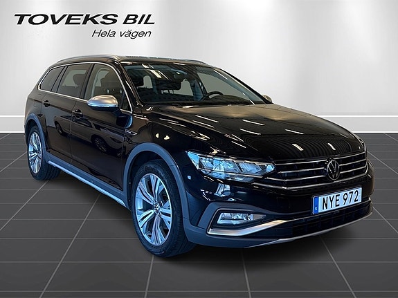 Volkswagen Passat Alltrack 5 of 24