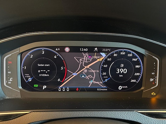 Volkswagen Passat Alltrack 13 of 24