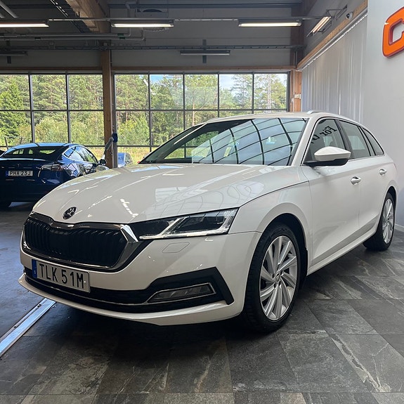 Skoda Octavia 5 of 13