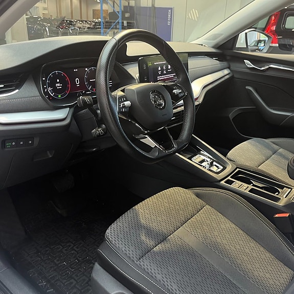 Skoda Octavia 9 of 13