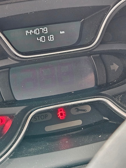 Renault Captur 5 of 8
