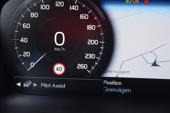 Volvo XC90 22 of 30