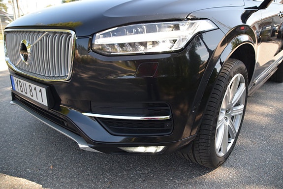 Volvo XC90 28 of 30