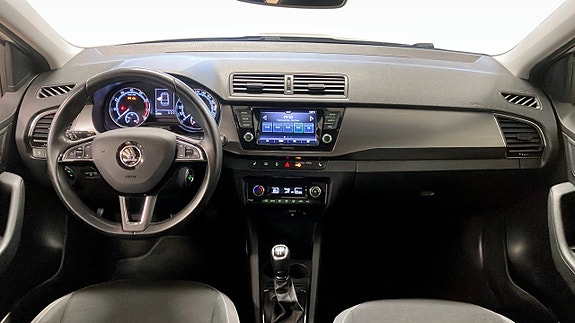 Skoda Fabia 10 of 12