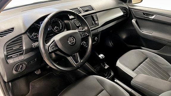 Skoda Fabia 7 of 12