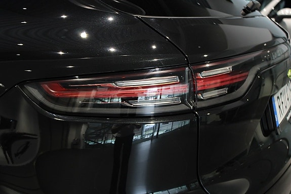 Porsche Cayenne 18 of 20