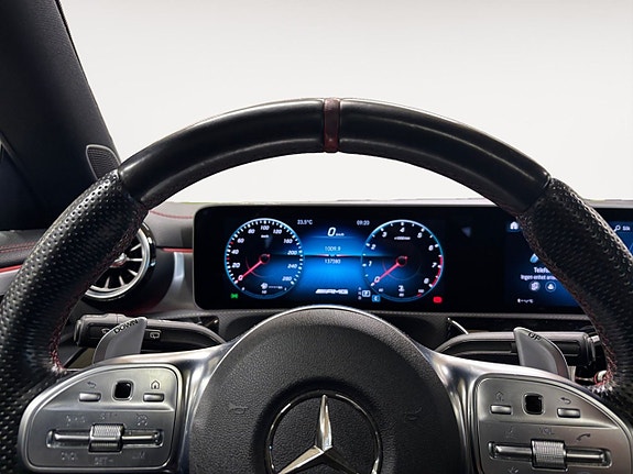 Mercedes-Benz CLA35 12 of 21