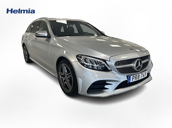 Mercedes-Benz C200 2 of 8