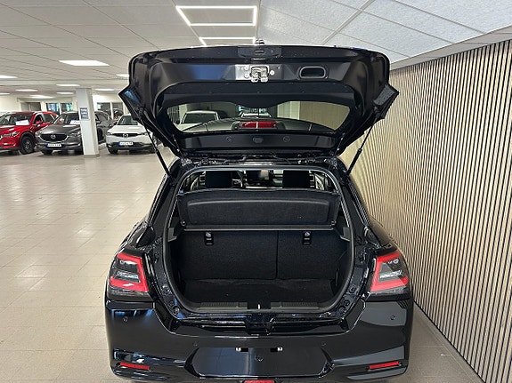 Suzuki Swift 6 of 13